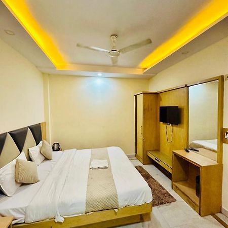 Hotel Bramhaputra Near New Delhi Railway Station Exterior foto