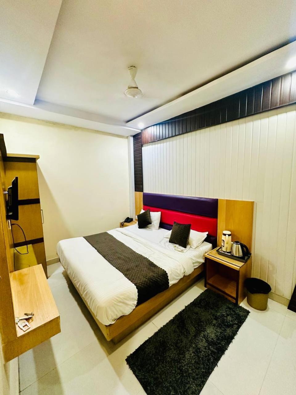 Hotel Bramhaputra Near New Delhi Railway Station Exterior foto
